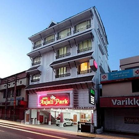 Hotel Anjali Park Kottayam Buitenkant foto