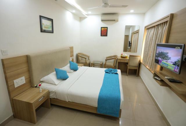 Hotel Anjali Park Kottayam Buitenkant foto
